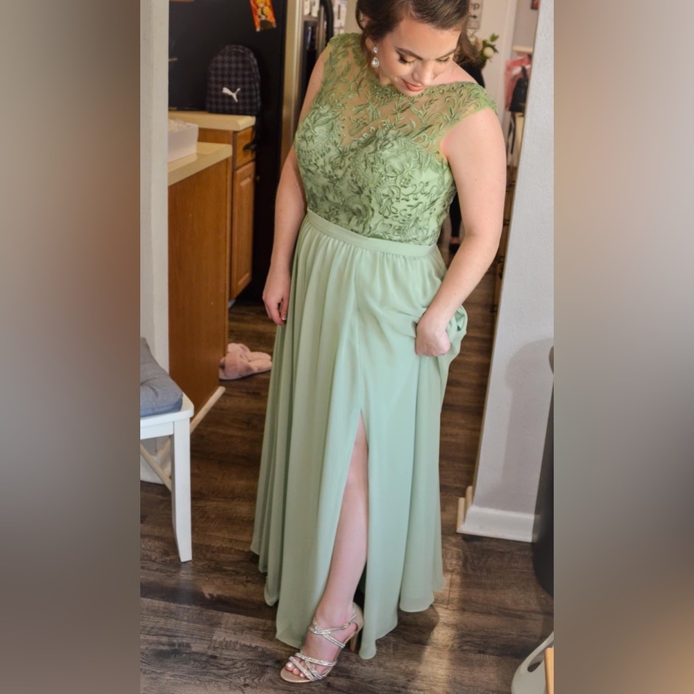 Kennedy Blue chiffon dress in moss/sage green, size 16 (fits like 12-14)